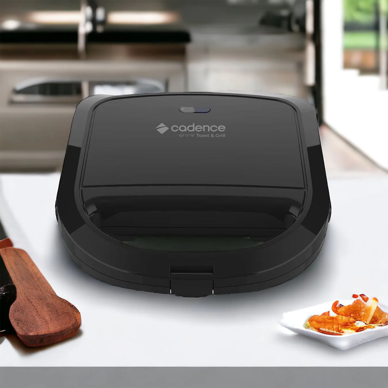 Sanduicheira Cadence Preta Antiaderente Toast & Grill - 110V